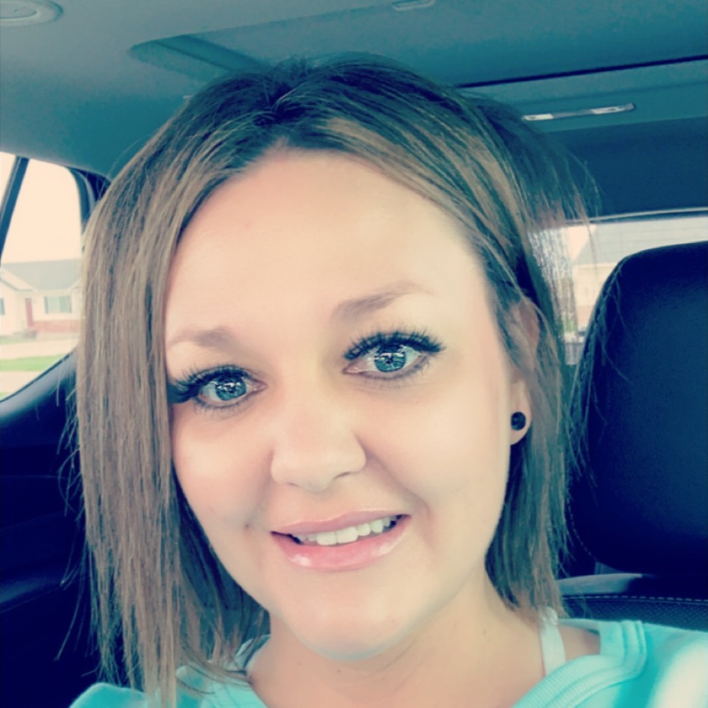 Meet your Posher, Amanda